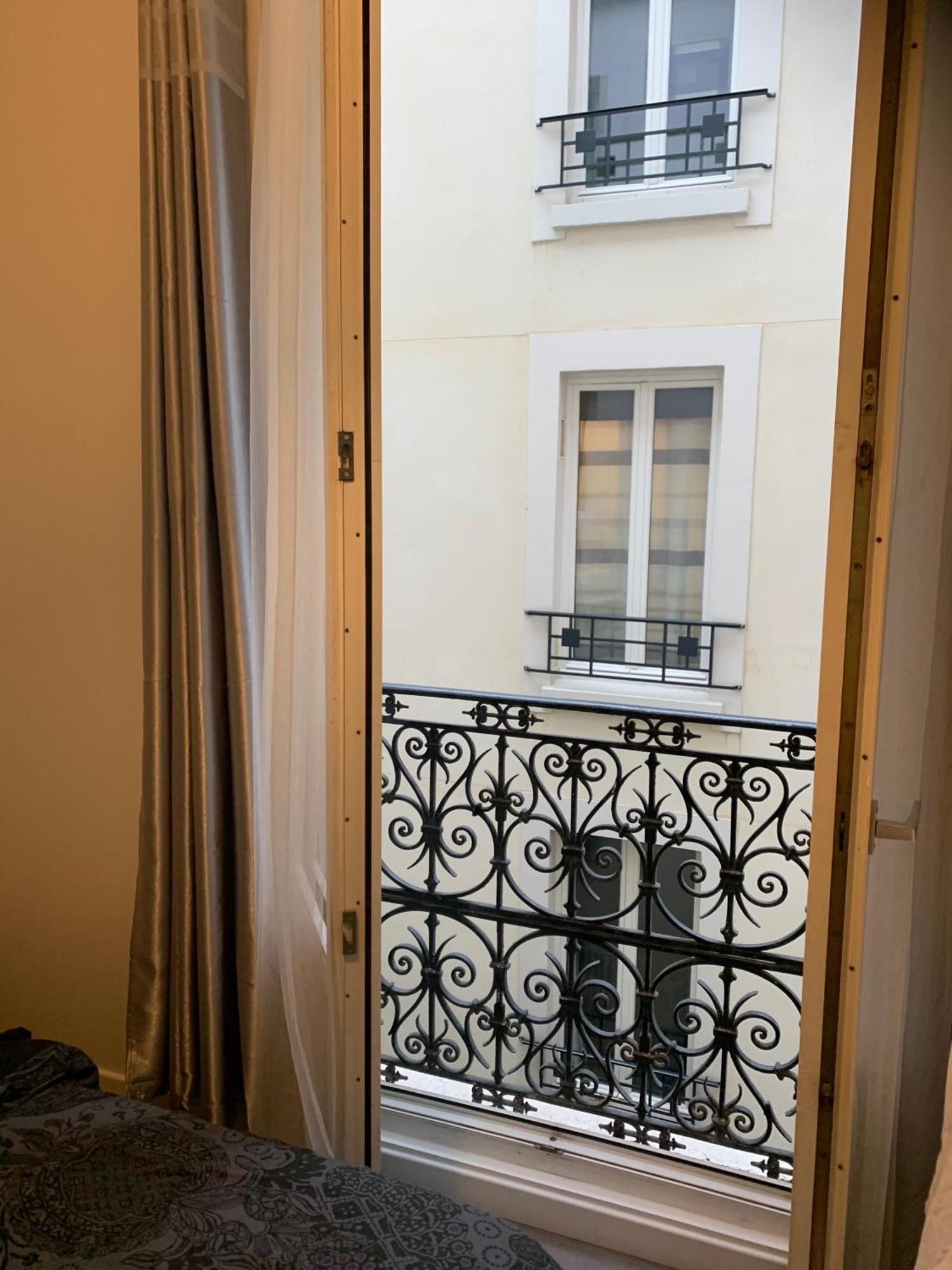 Chic Appartement 2 Bedrooms Phantheon Notre Dame París Exterior foto